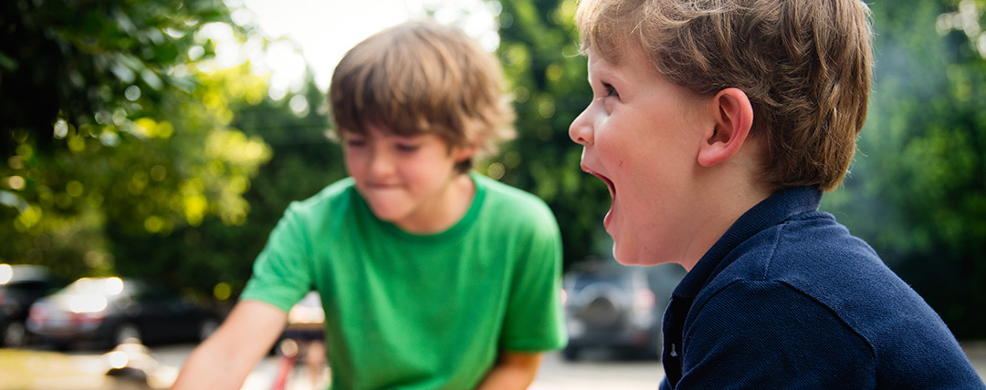 子どもの英会話を上達させる方法！ネイティブ並みの発音で話すことは可能？