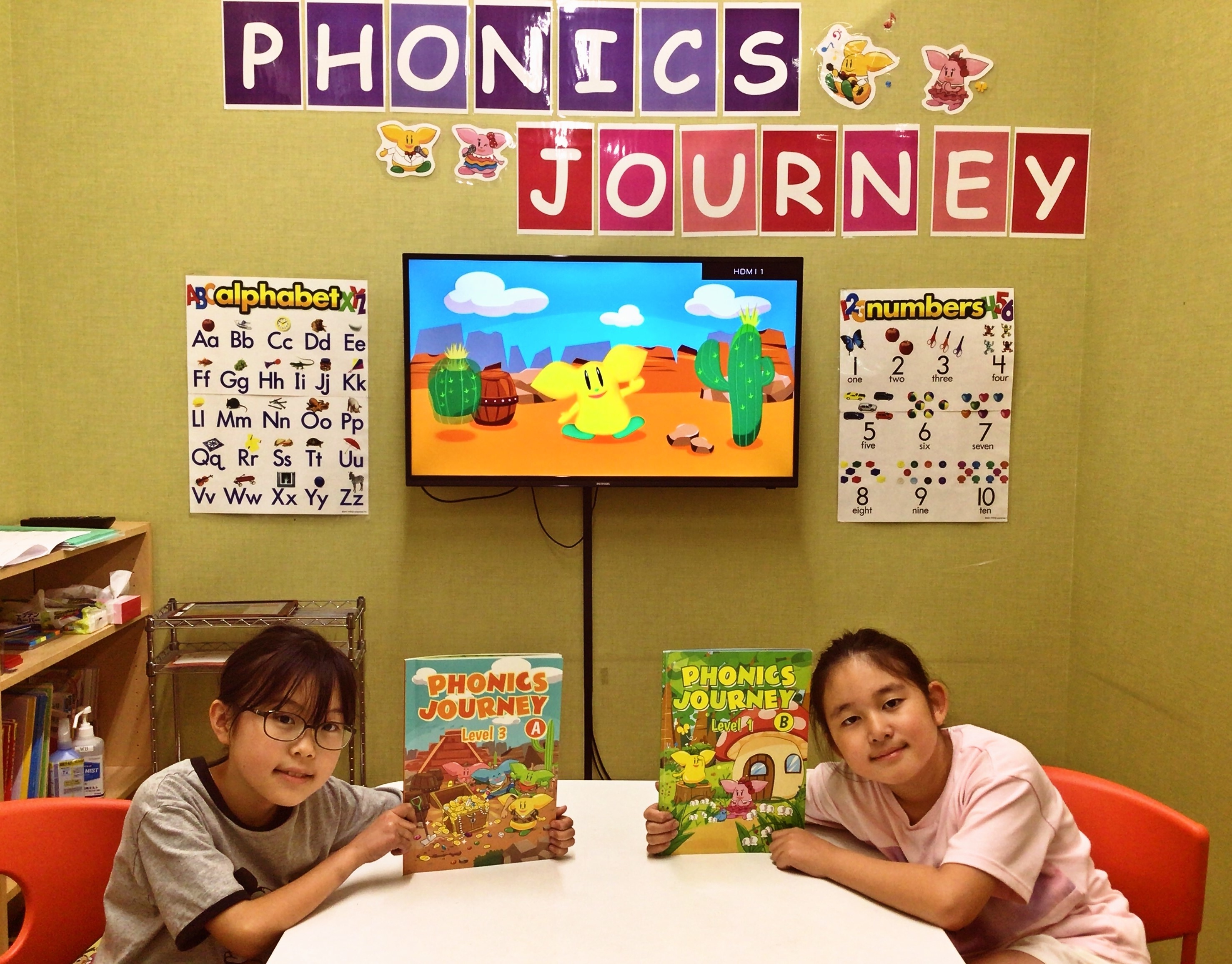 Aちゃん（左）Sちゃん（右）フォニックスクラス受講